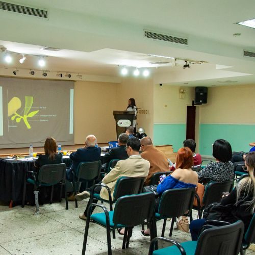 Auditorio Clinica Varyna