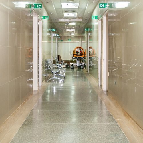 Hospitalización Clinica Varyna